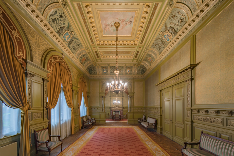 Koninklijke wachtruimte Holland Spoor