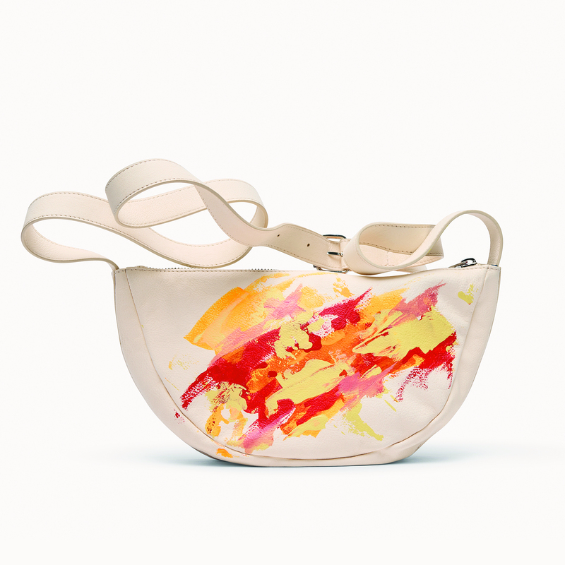 Sway Amber Masterpiece Collection.  Prijs op aan- vraag. Lynn Spoor schildert met de energie van het landschap zelf: gelaagd, lichtgevoelig  en altijd in beweging