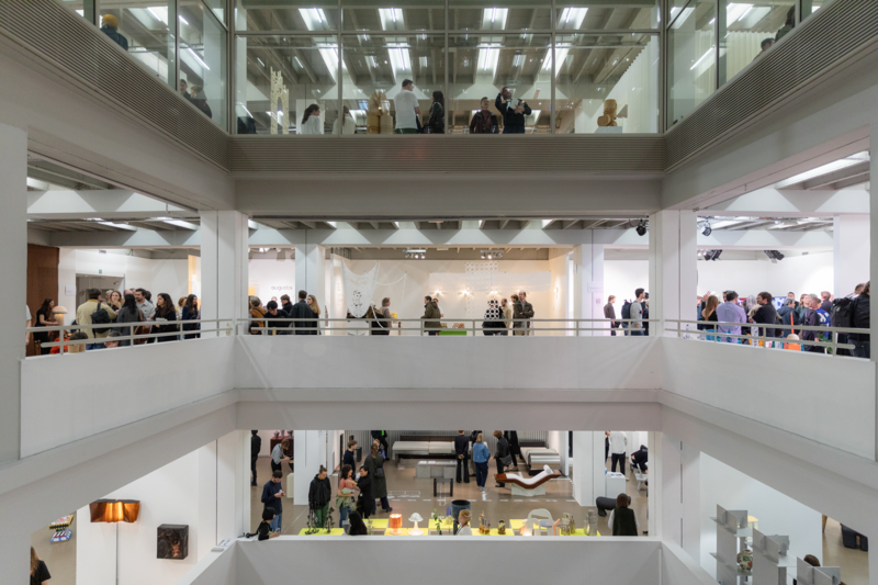 COLLECTIBLE Photo © Michele Margot